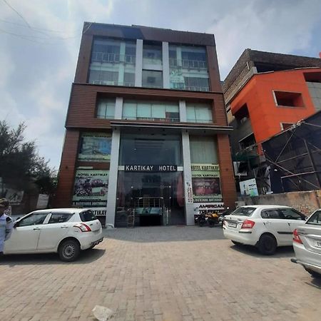 Kartikay Hotel Hisār Buitenkant foto