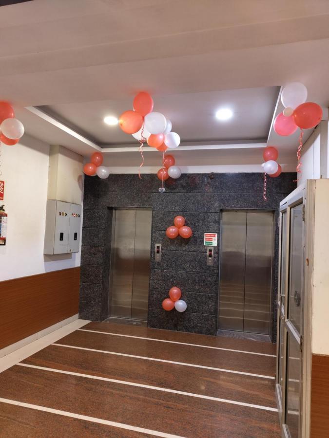 Kartikay Hotel Hisār Buitenkant foto