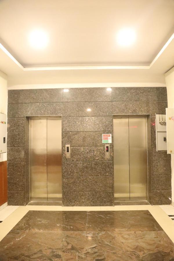 Kartikay Hotel Hisār Buitenkant foto